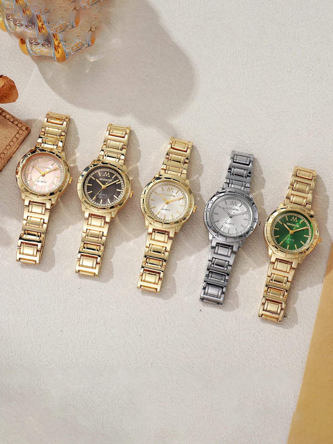 Orologio da Donna di Lusso in Oro/Argento, Quadrante Rotondo Classico, Bracciale in Acciaio Inossidabile, Elegante Orologio al Quarzo da Polso per Signore, Regalo Perfetto