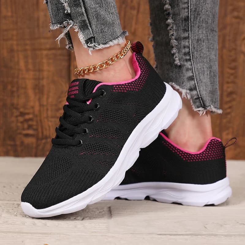Scarpe da ginnastica da donna Scarpe da passeggio per esterni traspiranti in mesh con lacci alla moda Scarpe da tennis versatili quotidiane resistenti allo sporco nere