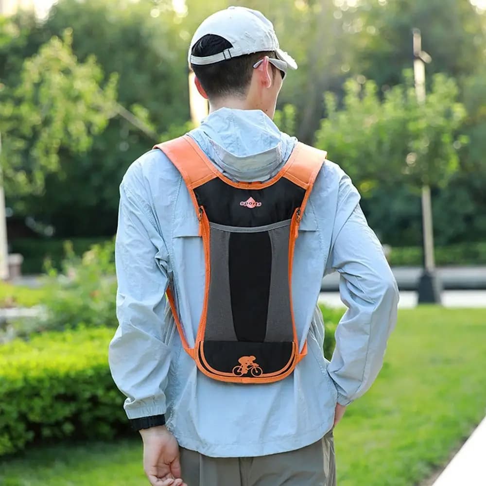 Waterproof Reflective Water Backpack for Running, Adjustable Breathable Water Vest For Men And Women