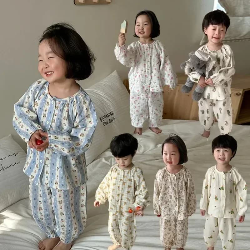 Children's Spring Grade Pjamas Set Boys Girls Kids Cartoon Double Layer gauze Dress Set for Home Set Children's Night Clothing Set in Two Pieces