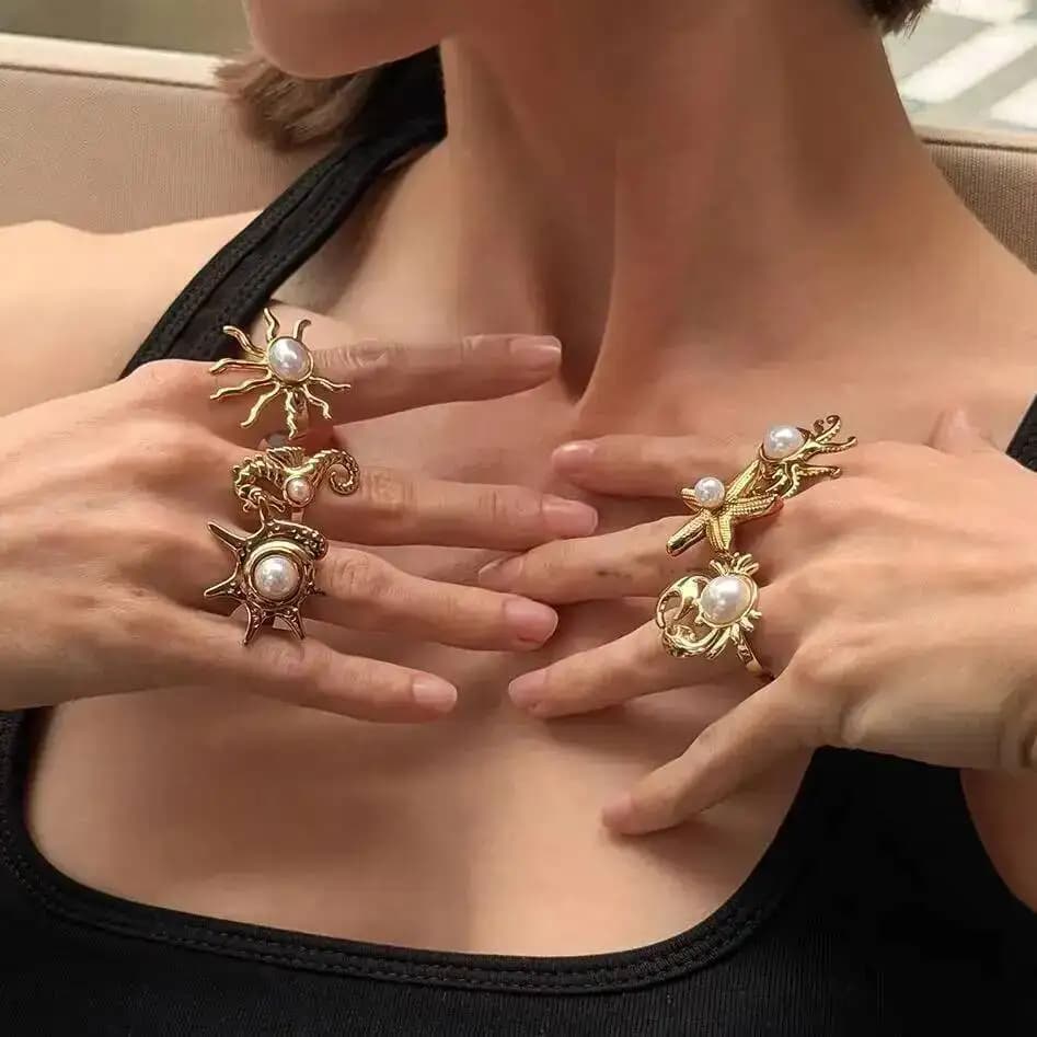 KunJoe 6 pezzi Anelli aperti creativi in acciaio inossidabile placcato PVD oro 18K da donna, alla moda, con perle finte, gioielli per tutti i giorni