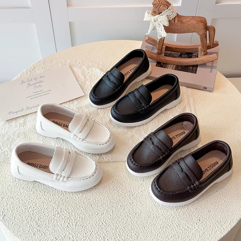 Boys Girls Kids Leather Loafers Soft Sole Non Slip Casual Shoes for Children School Walking Comfortable Childrens Shoes Sandals