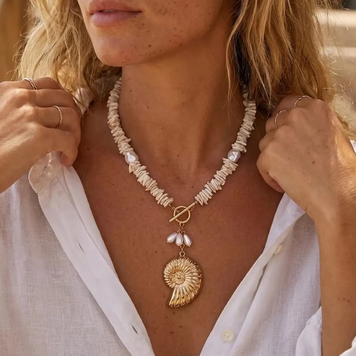 Boho Exaggerated Big Scallop Conch Shell Pendant Necklace for Women Summer Beach Pearl Starfish Chain Choker Ocean Neck Jewelry