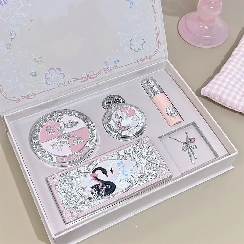 NICEKEY face make-up set includes 1*Liquid roll, 1*Spainting dust, 1*Lightening dust, 1*Palette of umbrellas with gift necklace