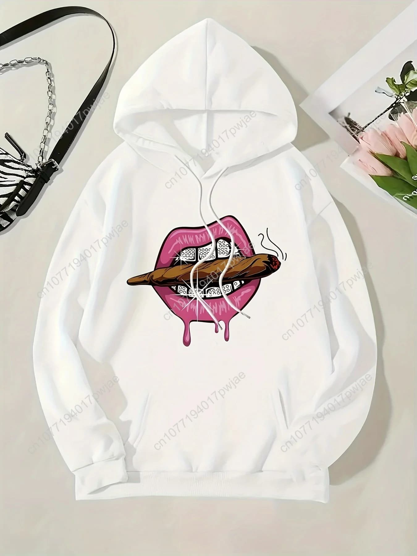 Women's hoodie with smoked graphic print - Pullover casual oversize with hood with drawstring, cigar cartoon and pink lips Desi