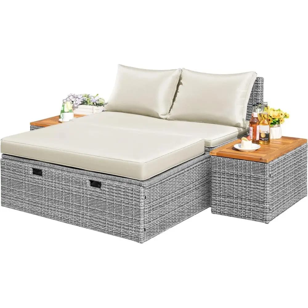 Lettino da giorno multifunzionale in rattan con 2 tavolini laterali, pouf contenitore, cuscini, sedia a sdraio beige per esterni