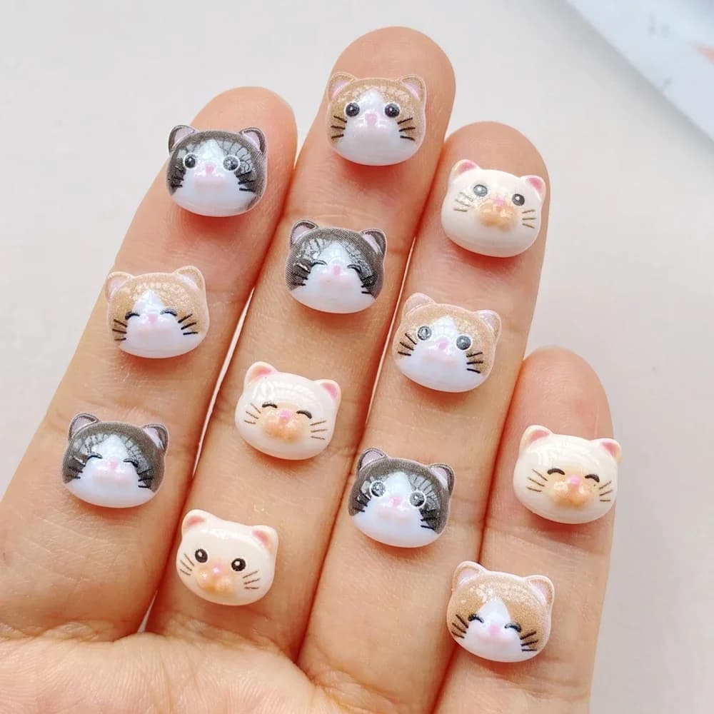 50 pezzi in resina mini cartone animato gatto colorato, testa di gatto cracker pesce flatback strass nail art fai da te festa scrapbook accessori artigianato