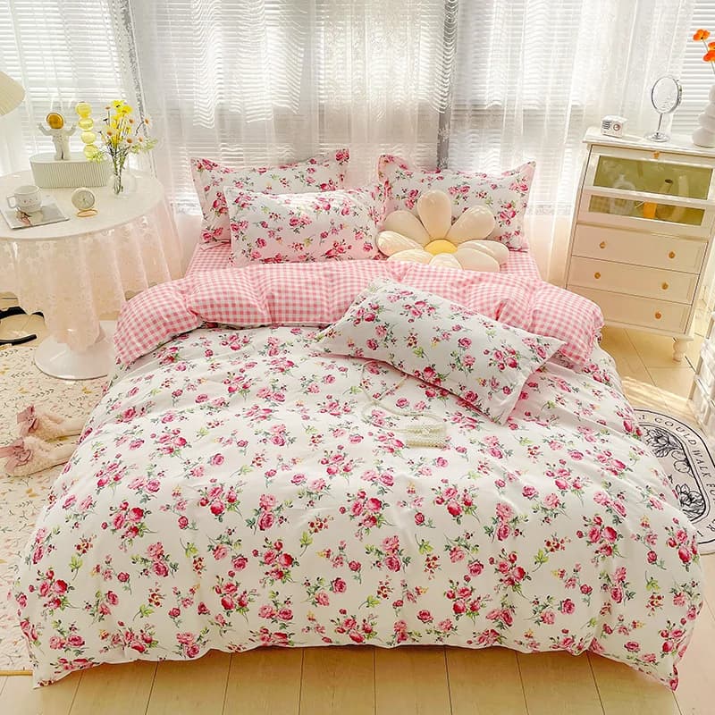 Set di Biancheria da Letto in Cotone con Motivo Floreale a Rose, Copripiumino, Lenzuolo e Federe per Ragazzi e Ragazze, Set Estetico per Letto Matrimoniale o Queen Size