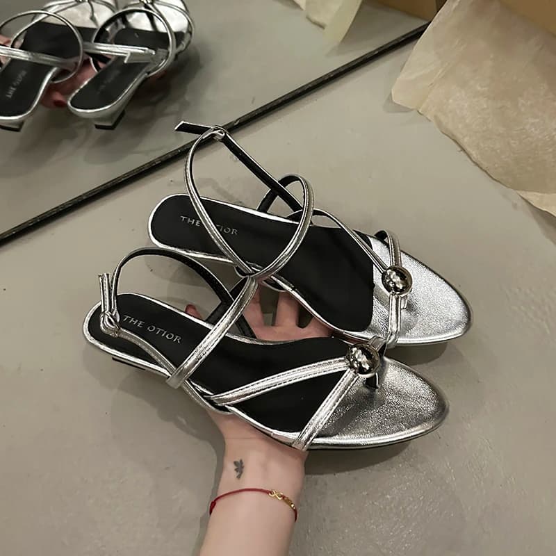 French-style Flat Sandals with Rhinestone Thin Straps and Toe Loop for Women, 2026 New Summer Fairy-style Roman Shoes