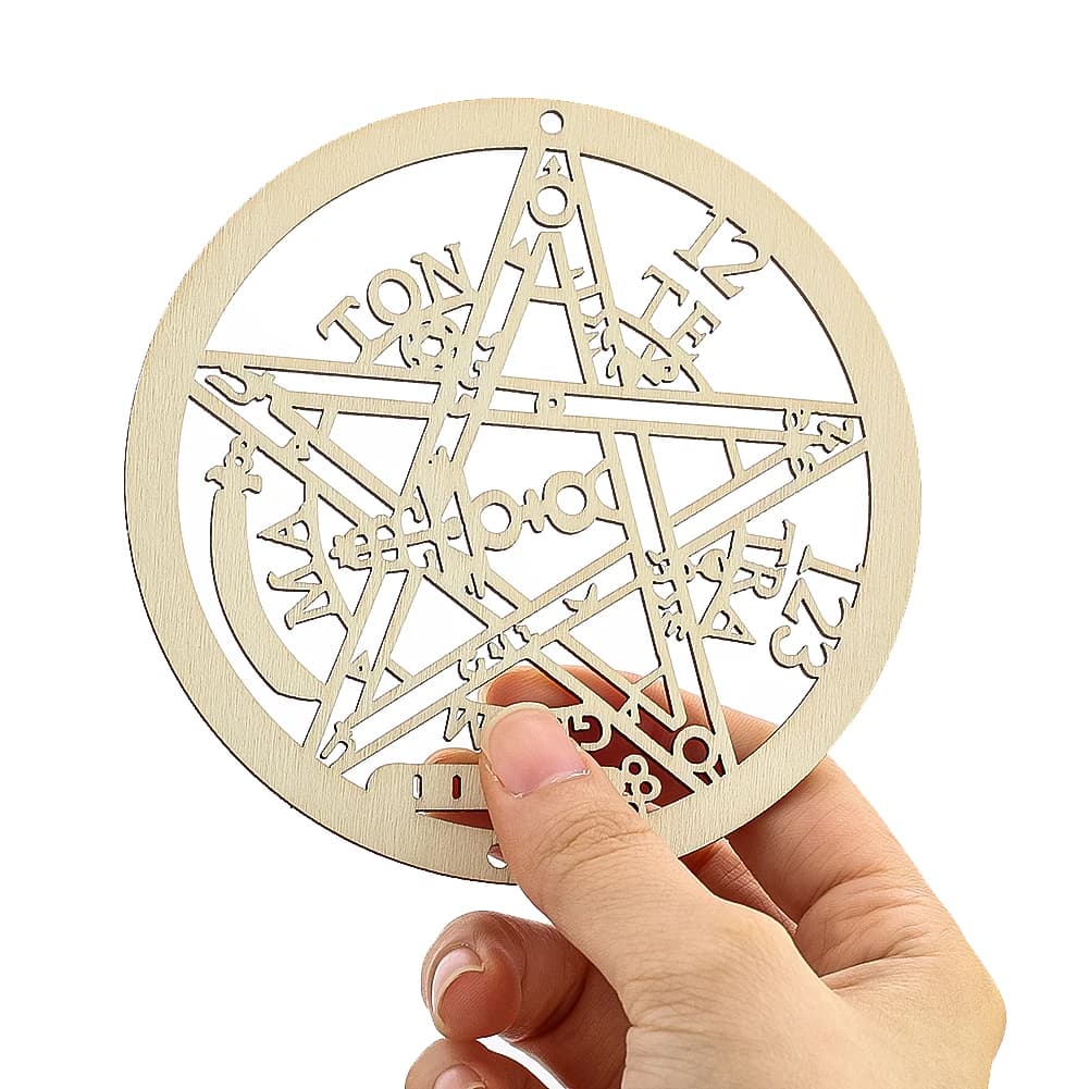1PC Pentagramma in legno Scavato Appeso a parete Centrotavola per meditazione Tappetino termico Stregoneria Pendolo Puntelli Sottobicchiere Accessori