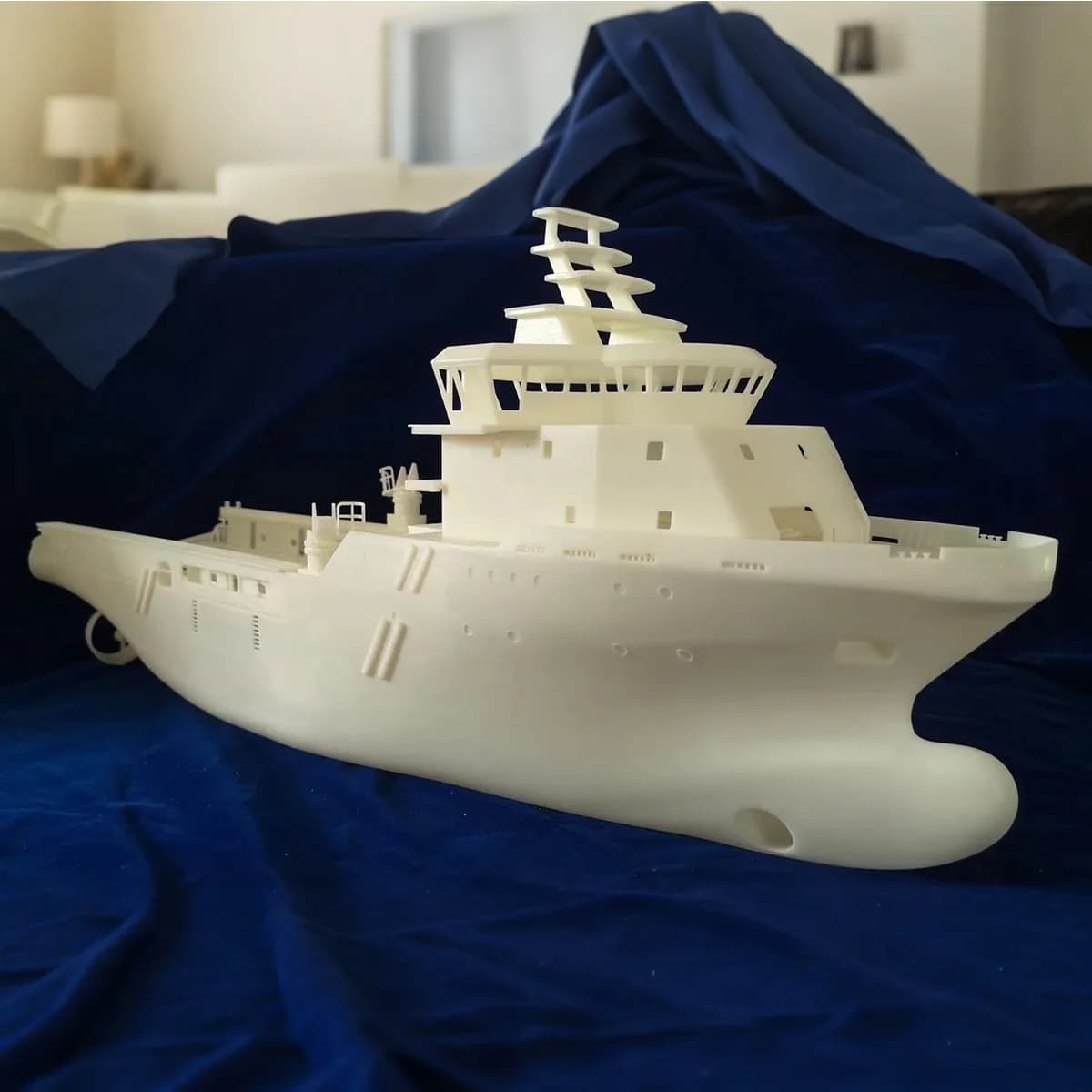 1/100 RC Navi 74.1 centimetri Havyard 842 Multiuso Anchor Maneggevolezza Materiale In Resina RC Schiffe Modello Kit Nave Giocattolo