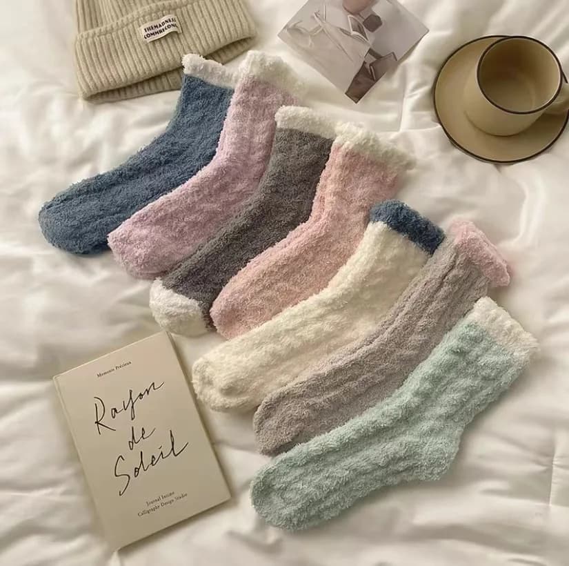Calzini pelosi soffici e caldi invernali Calzini spessi termici morbidi Kawaii resistenti al freddo Calzini per dormire in pile di corallo Calcetines Mujer