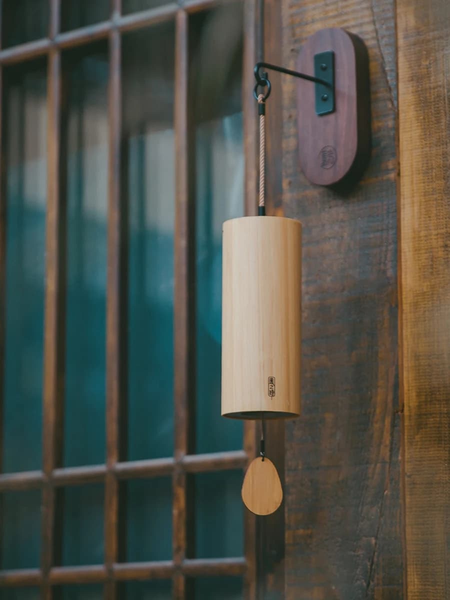 Wind Poem Bamboo Wind Chimes Hook Hole-Free Walnut Wood Outdoor Wall Mounted Door Hanging Rack Country Style Decor