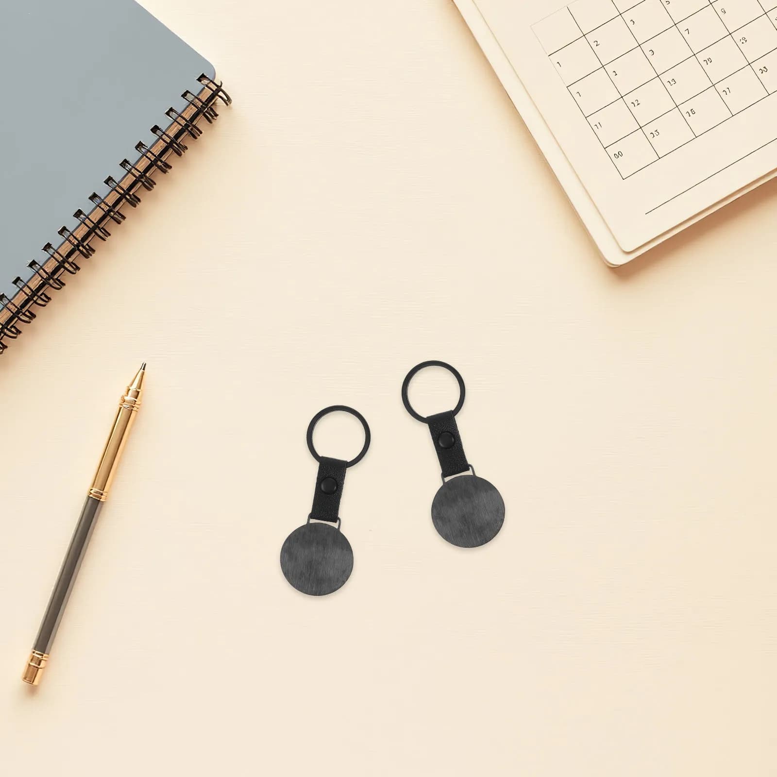 6Pcs Round Stainless Steel Engraving Keychain Blanks Mirror Finish Laser Engravable DIY Blank Key Fobs for Men Car Keys