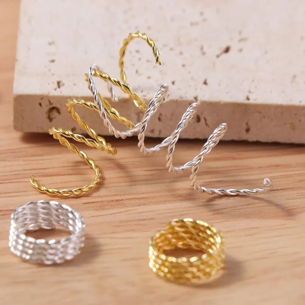 30 Pieces Dreadlock Tracking Rings, Gold and Silver Metal Beads for Dreadlock, Wrist Clips, Charms and Hoses