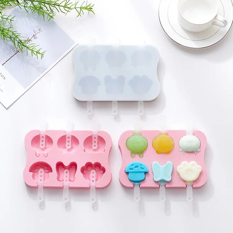 Stampi per mini ghiaccioli e gelati con coperchi, contenitore in silicone per la preparazione di ghiaccioli e coni gelato.
