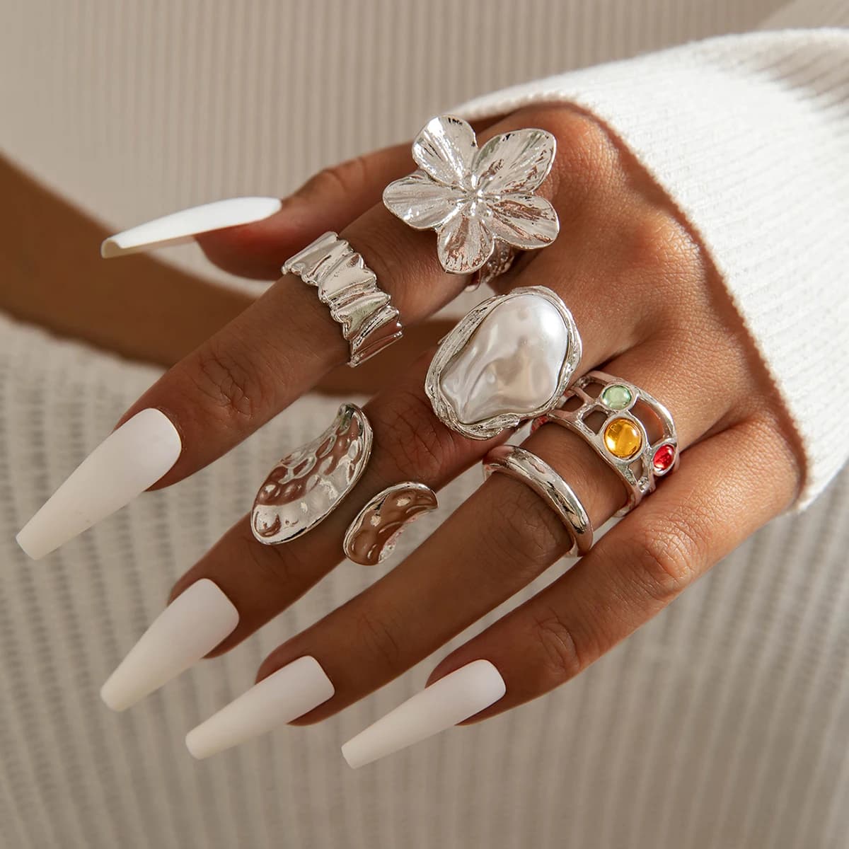 Tocona 2024 Set di anelli aperti con perle finte di nuova moda di lusso per le donne Accessori eleganti per gioielli da festa con anelli color oro
