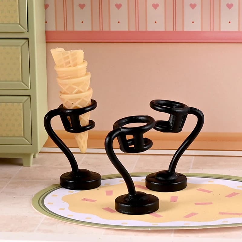 3 pezzi/6 pezzi supporto per gelato in miniatura per casa delle bambole supporto per cono gelato modello decorazione giocattolo accessori per casa delle bambole