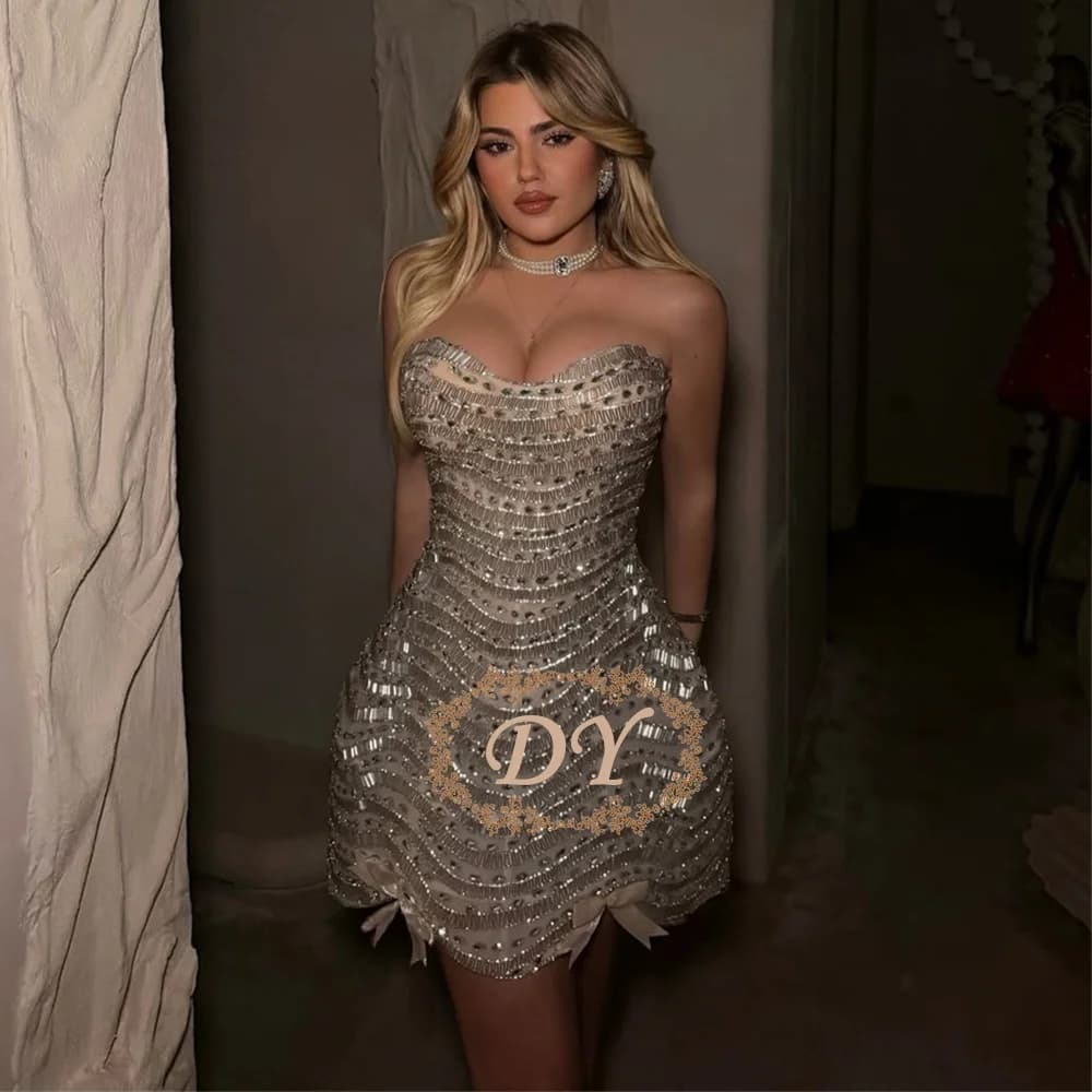 Abito da Cocktail Corto di Lusso DY con Perline e Cristalli, Scollo a Cuore, Linea ad A, Mini Abito da Festa per Donna 2026 Personalizzabile
