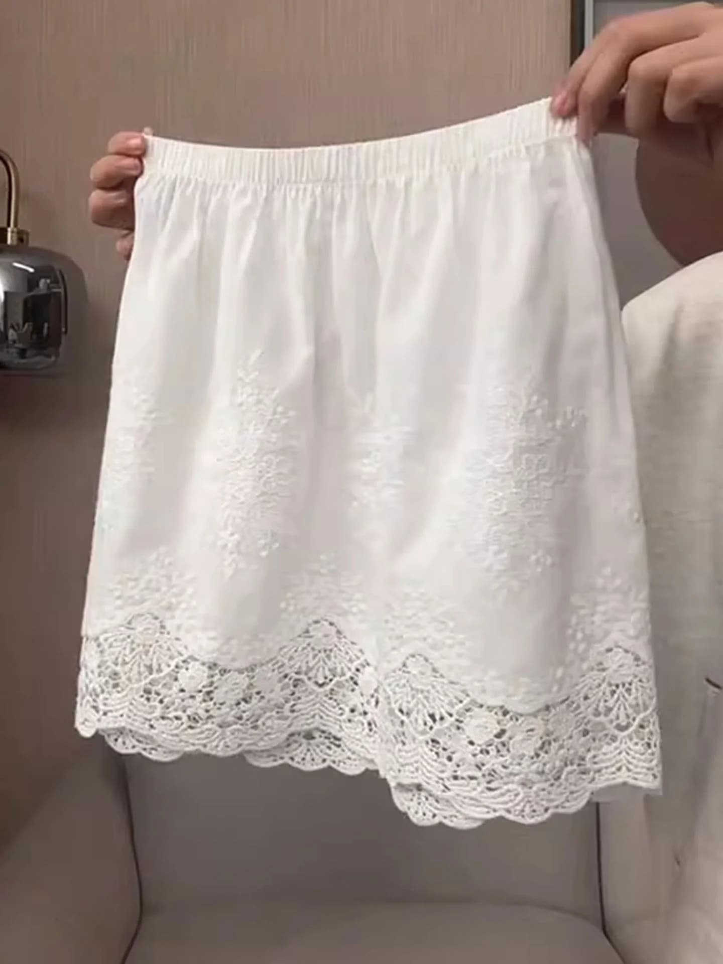 plus Size Women's White Embroidered Lace Skirt Spring Anti-Light Bum Curtain Korean Style High Waist A-Line Short Skirt