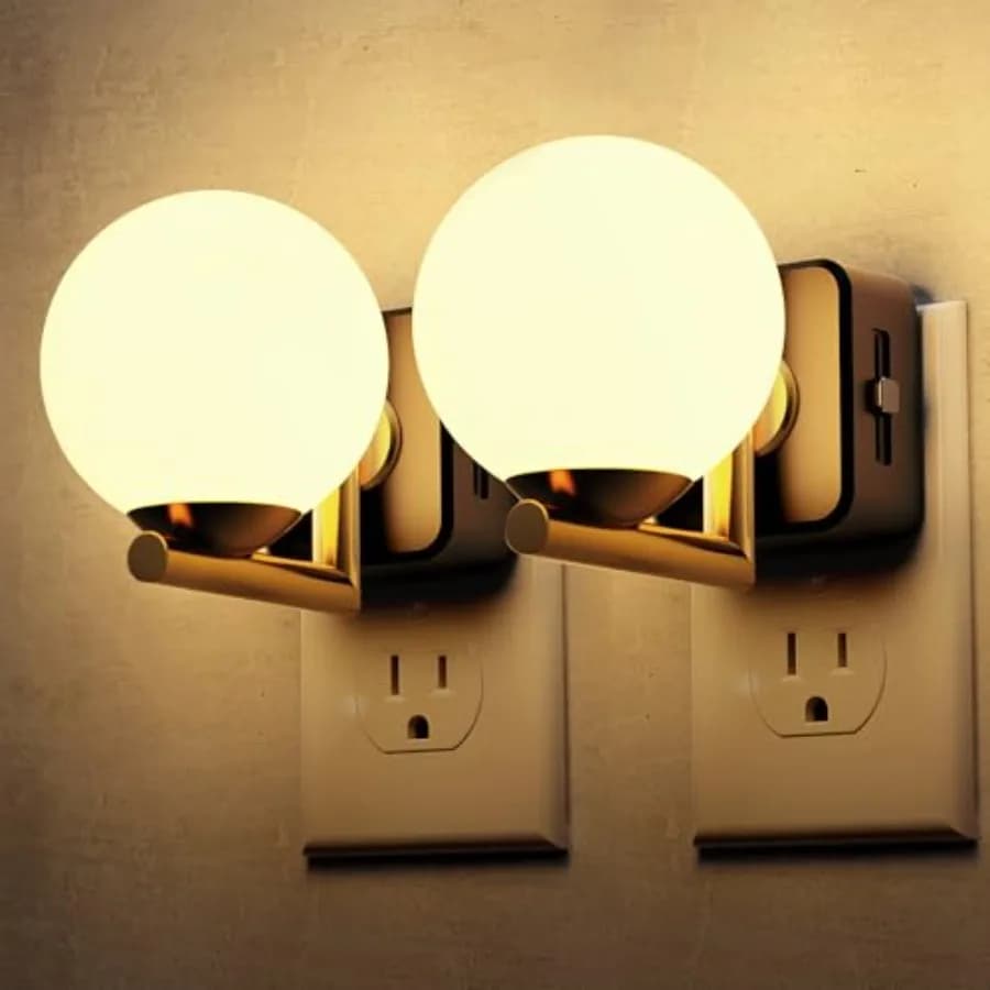 Luci Notturne da Parete, Confezione da 2, Sensore Crepuscolare, Luce Notturna 3000K, Luminosità Regolabile 0-100LM, Lampada Notturna a Presa