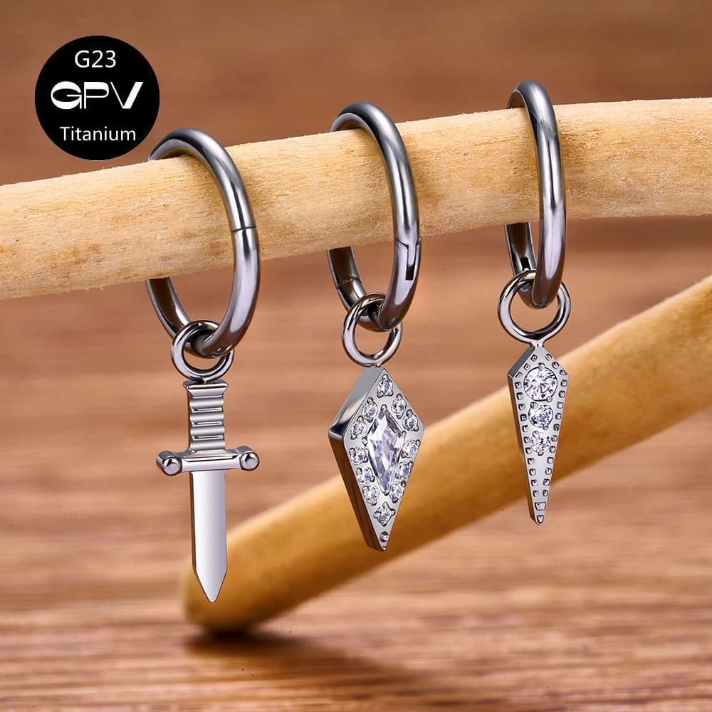 G23 F136 Anello al naso ad anello chiuso in titanio Bordo spada Ciondolo lungo in zircone Orecchini gioielli traforati per uomo e donna