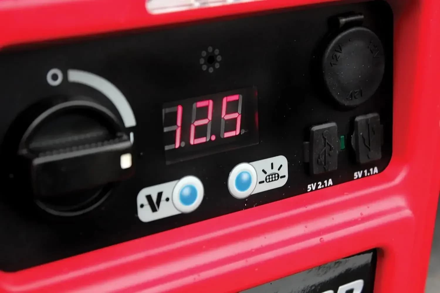 [XMSJ-Stock Limitato, Acquista Ora! Jump-N-Carry 1700 Peak Amp JNC770R Premium - Avviatore di Emergenza Rosso 12 Volt