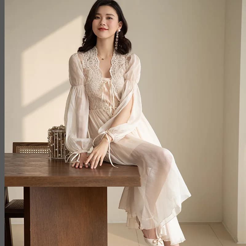 Luxury Wedding Bride Woman 2 Piece Long Sleeved Dresses Embroidery Lace Long Night Shirts Bridal Satin Bathrobe
