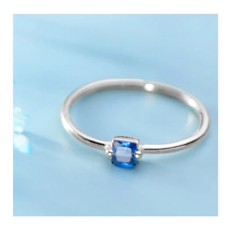 Raffinato Anello con Zaffiro a Forma di Cubo, Anello Sottile Apribile per Donna, Gioiello Elegante