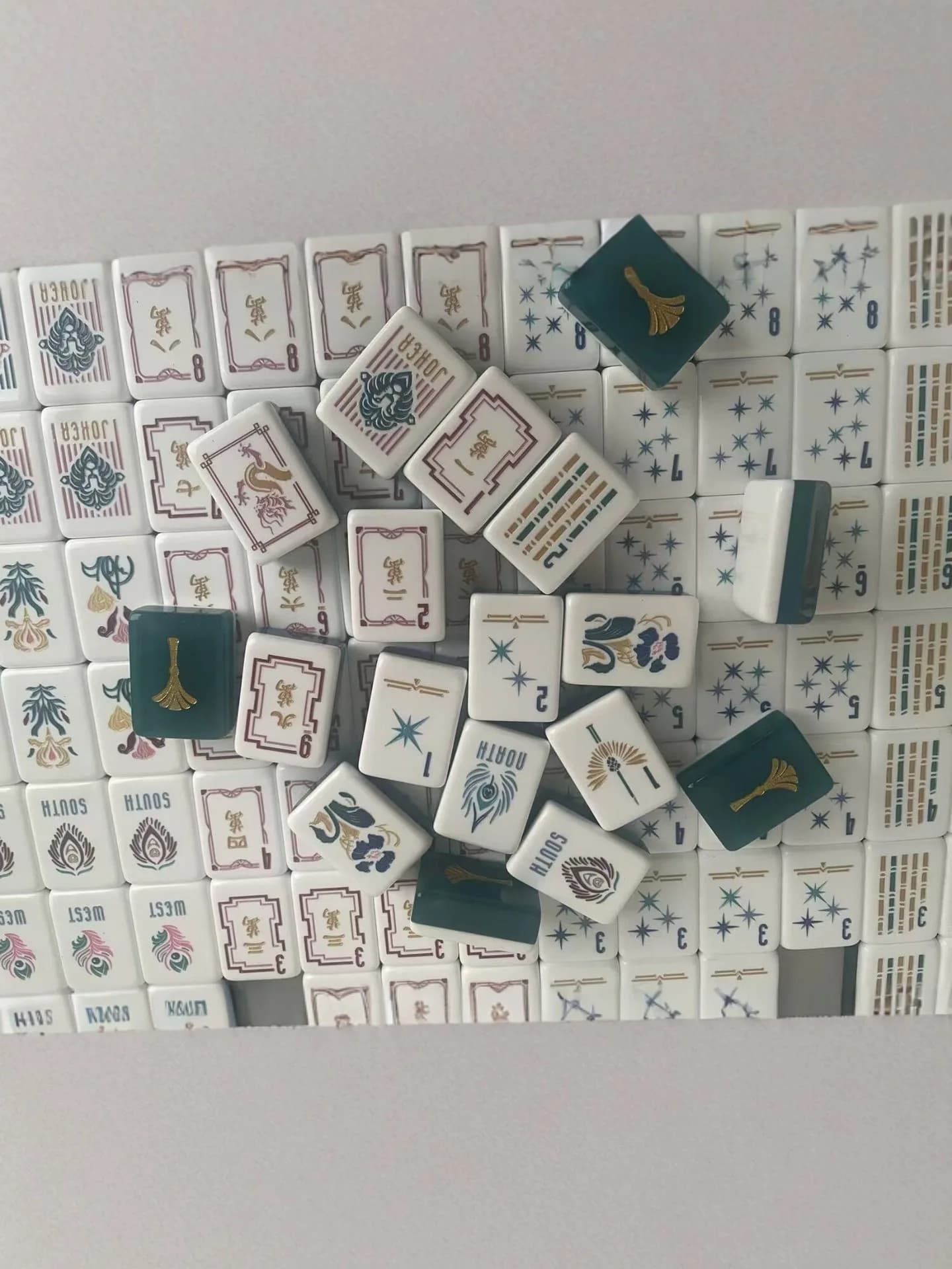 Creative Double Side Engraved Gingo Series American Mahjong Tiles Set 160pc 32mm Size Portable Arcylic American Mahjong