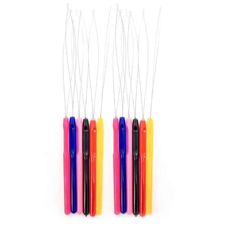 Set di strumenti per l'estensione dei capelli all'ingrosso, perline con manico in plastica colorata e uncinetto in acciaio inossidabile per l'estensione dei capelli umani