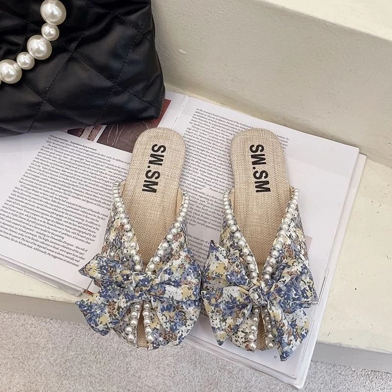 Women's new style closed-toe sandals2022Fashionable summer outdoor wear, versatile flat-soled floral beach slippers, trendy lazy