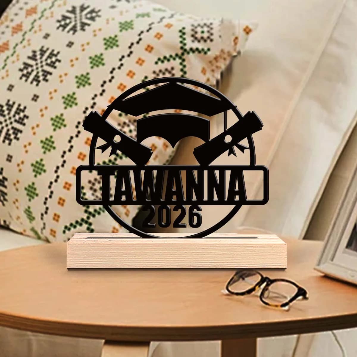 1pc Customizable Wrought Iron Desktop Decoration Custom Content Equipped with A Wooden Base Bar Decoration, Holiday Gifts