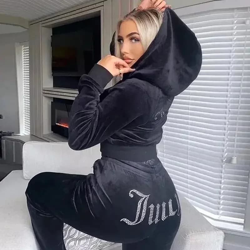 2025 New Winter Juicy Coutoure Women's Suit Velvet Diamond Long Sleeved Pants Hoodie Dresses Set of Pieces Zippered suit Cro ☆ ☆