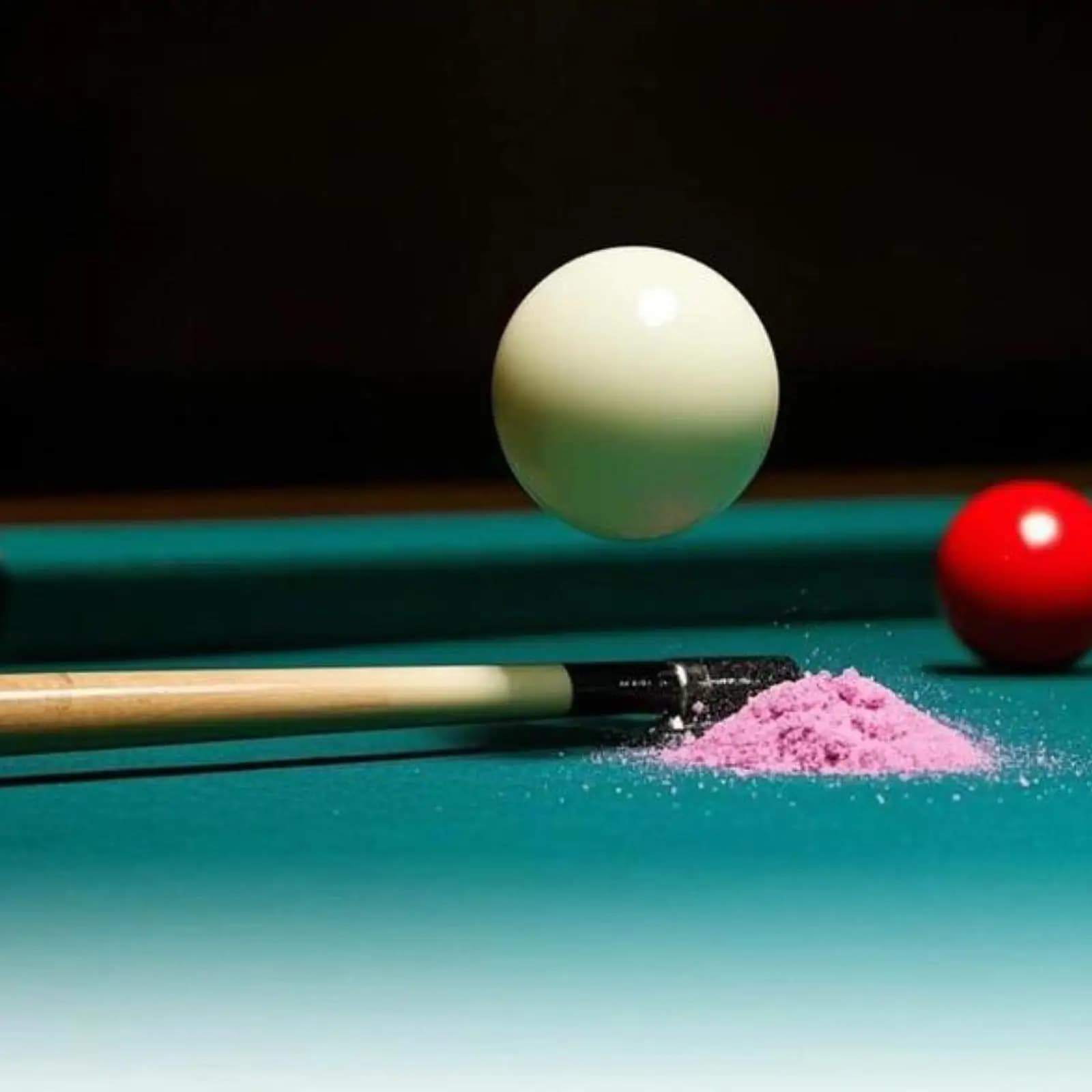 Porta Gesso da Biliardo Magnetico con Clip, Magneti in ABS, Contenitore Compatto per Gesso, Accessori per Giocatori di Biliardo e Snooker