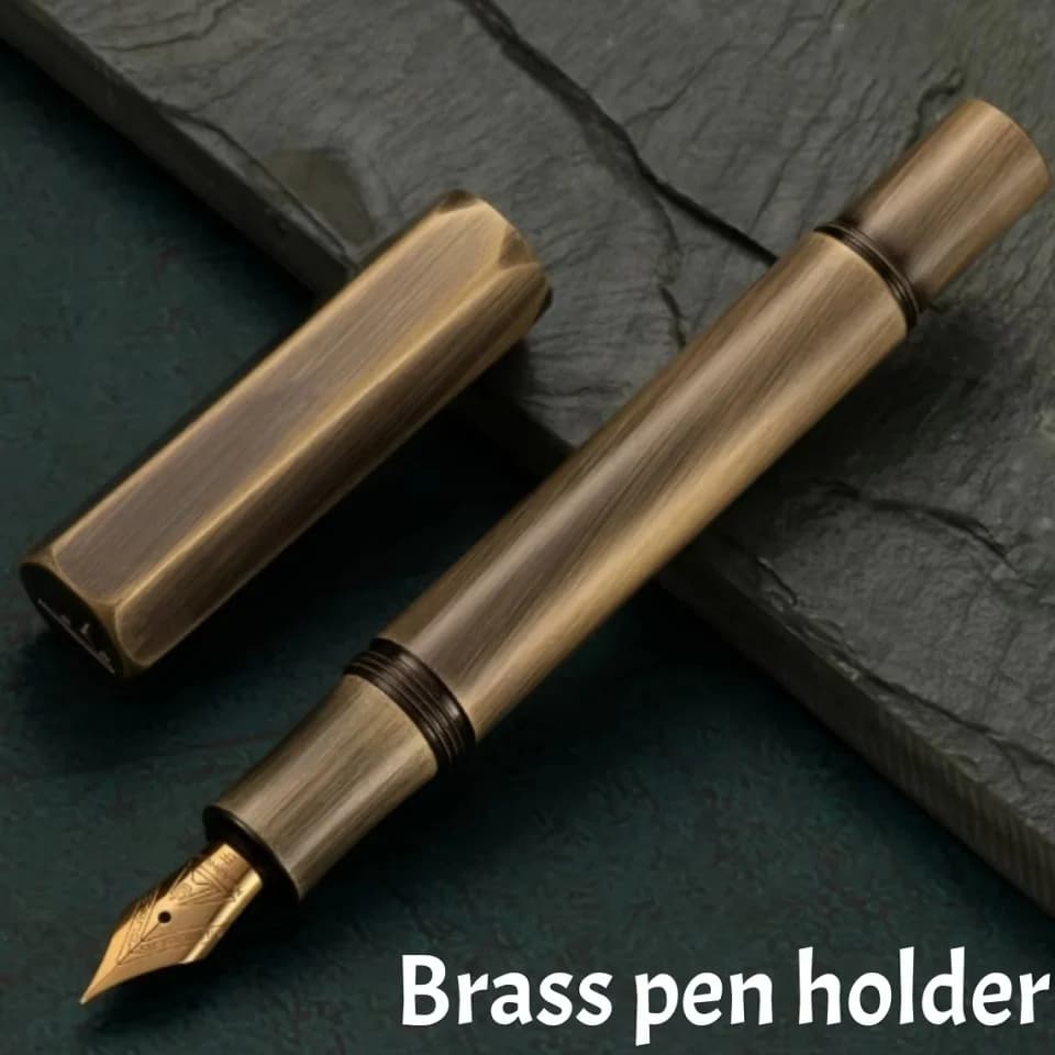 1 penna stilografica in ottone, 0. Punta da 5 mm, sensazione di metallo pesante, per uso aziendale e ufficio, cappuccio rotante, stile mini corto, include assorbitore d'inchiostro, 2. Penna Stilografica Calibro 6mm, per Studenti/Ufficio, Regali Festivi, San Valentino, Ritorno a Scuola, Stagione Scolastica, Compleanno/Natale, Festa del Papà, Festa della Mamma, Festa dell'Insegnante, per Firma/Calligrafia/Arte
