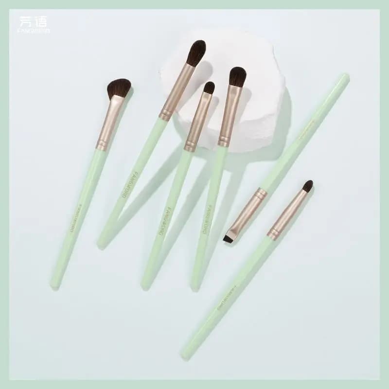 Pennello per occhi in pelo di cavallo piccolo Fangyu Qingzhi, set da 6 pezzi, per ombretto, ombretto per il naso, eyeliner e pennello in pelo animale per dettagli.