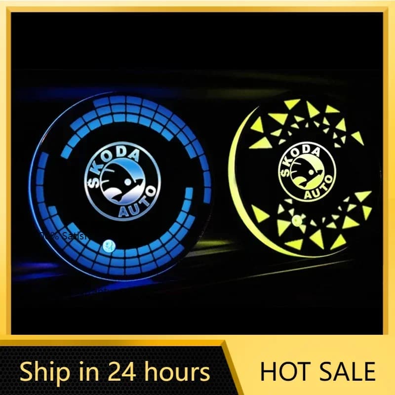 Adesivo per auto 2026 Caldo per Skoda Auto LED Sottobicchiere d'acqua Tazza Tappetino antiscivolo Portabevande luminoso Lampada Octavia A5 A7 Fabia Superb Kam