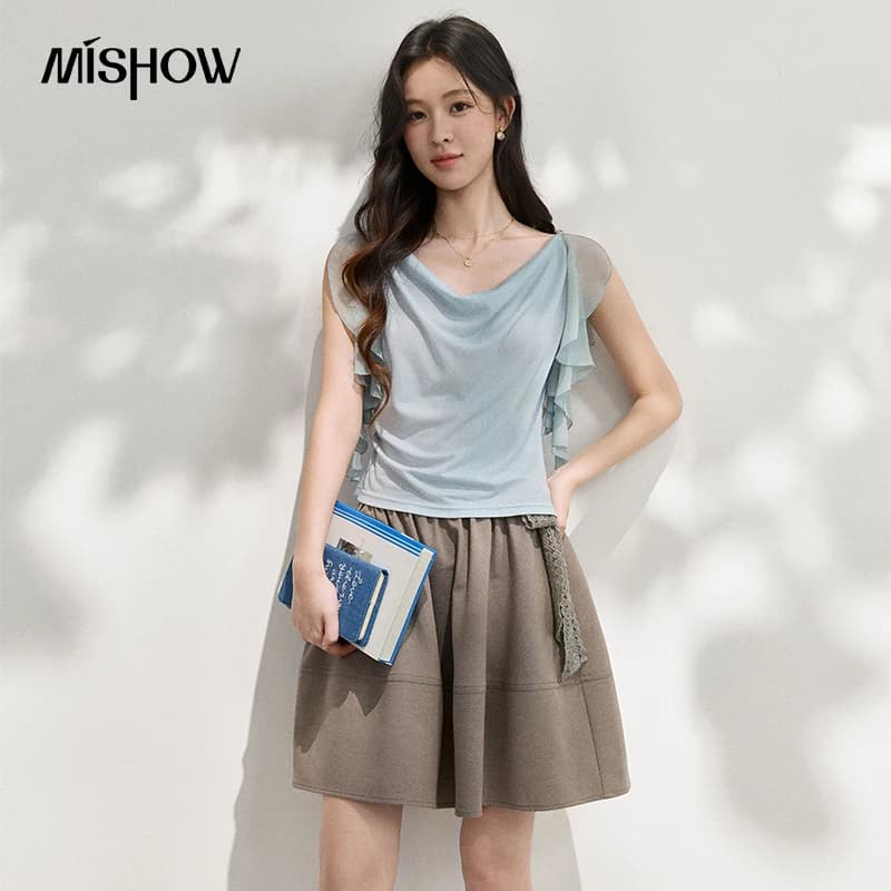 MISHOW T-shirt in maglia con volant e spalle scoperte, Colletto a balze, Top delicato plissettato Blu Primavera Estate 2026 da Donna MXF25Z3108