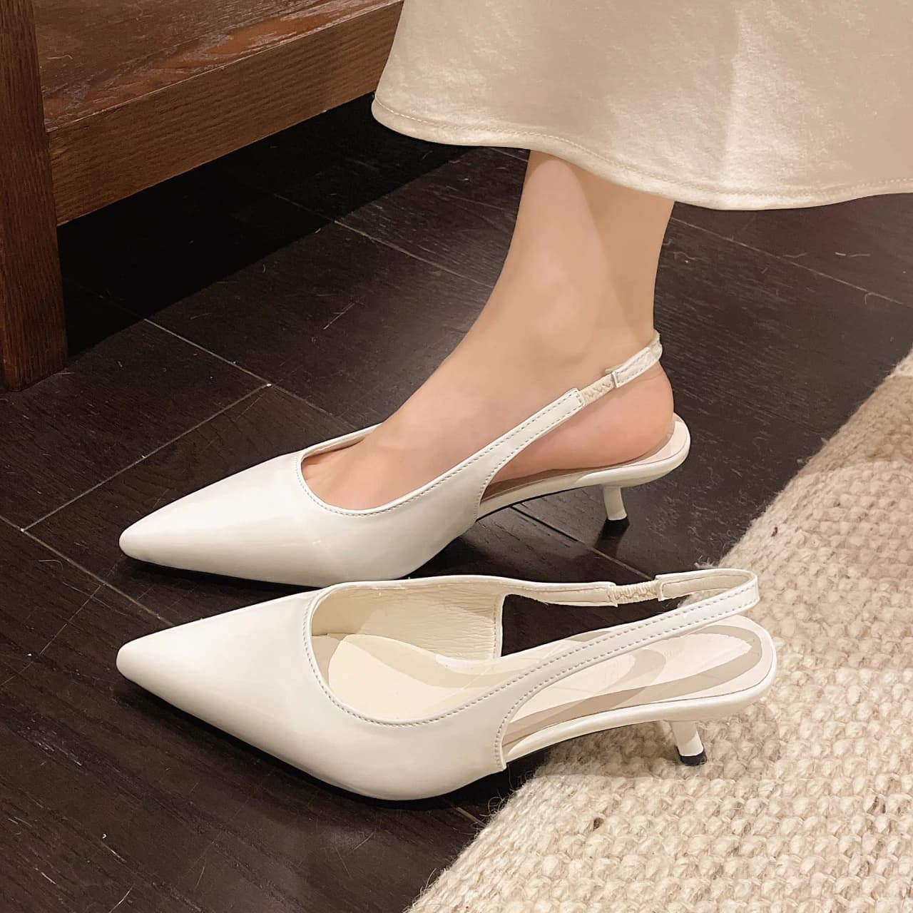 Sandali con punta a punta e tacco a spillo in stile francese, scarpe da fata 2026, comode scarpe con tacco alto