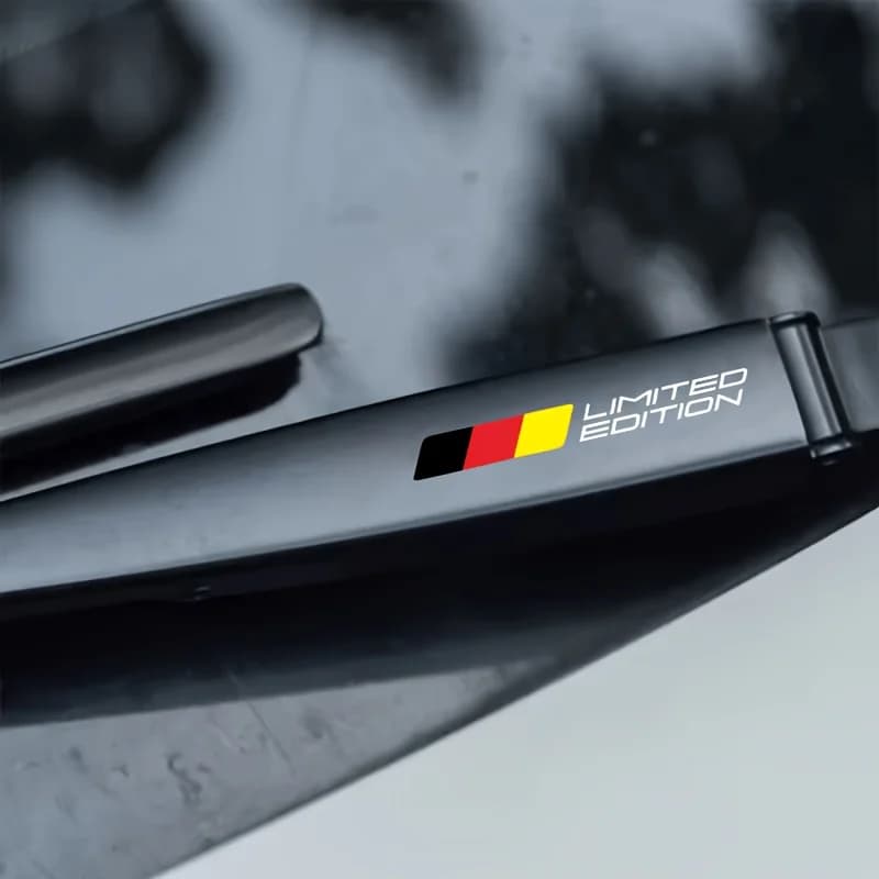 1 set di adesivi in vinile per tergicristalli con bandiera in edizione limitata, adesivi impermeabili per auto, camion e SUV, decorazioni per esterni
