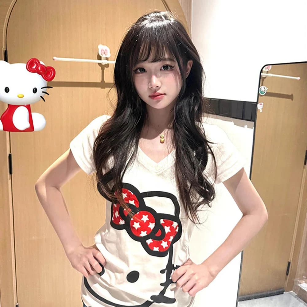 T-shirt con stampa Hello Kitty Y2K, scollo a V, estiva, casual, a maniche corte, crop top, stile Harajuku, carino, con cartoni animati, estetico, streetwear.