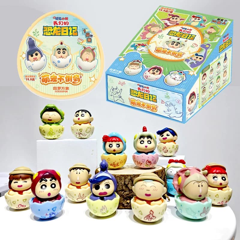 Crayon Shinchan Dino Diario Daruma Bobblehead Cieco Scatola Giocattolo Anime Figure Cartoon Auto Decorazione da scrivania Regali di compleanno per bambini