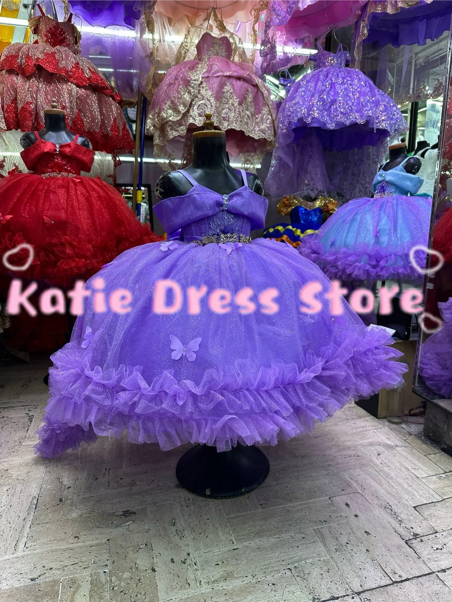 Abito da Damigella Personalizzato con Farfalle 3D, in Tulle Viola con Applicazioni, per Matrimoni, Compleanni, Prima Comunione
