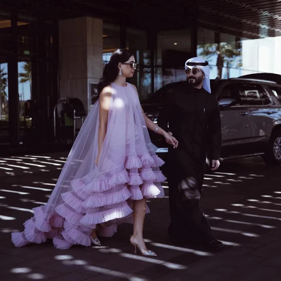 Cappucci da sposa con volant personalizzati Mantello da sposa senza maniche in tulle Bolero Coprispalle per feste Accessori donna Cappotto Scialli per occasioni speciali