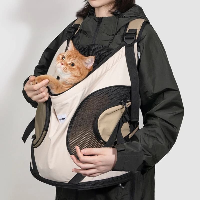 Zaino Trasportino Regolabile per Gatti con Apertura Frontale, Borsa a Tracolla Traspirante in Rete per Animali Domestici, Gilet Portatile Leggero per Escursioni e Viaggi
