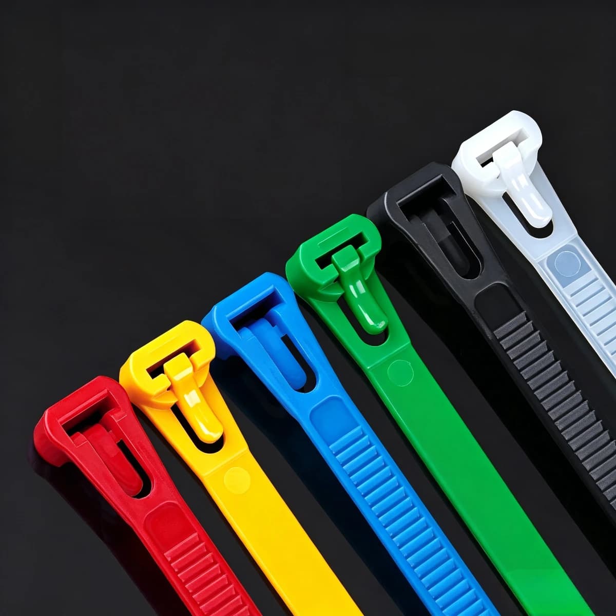 100Pcs Reusable Cable Ties, Removable Nylon Cable Lock Loop Ties, Recyclable, Mixed Colors, Black & White