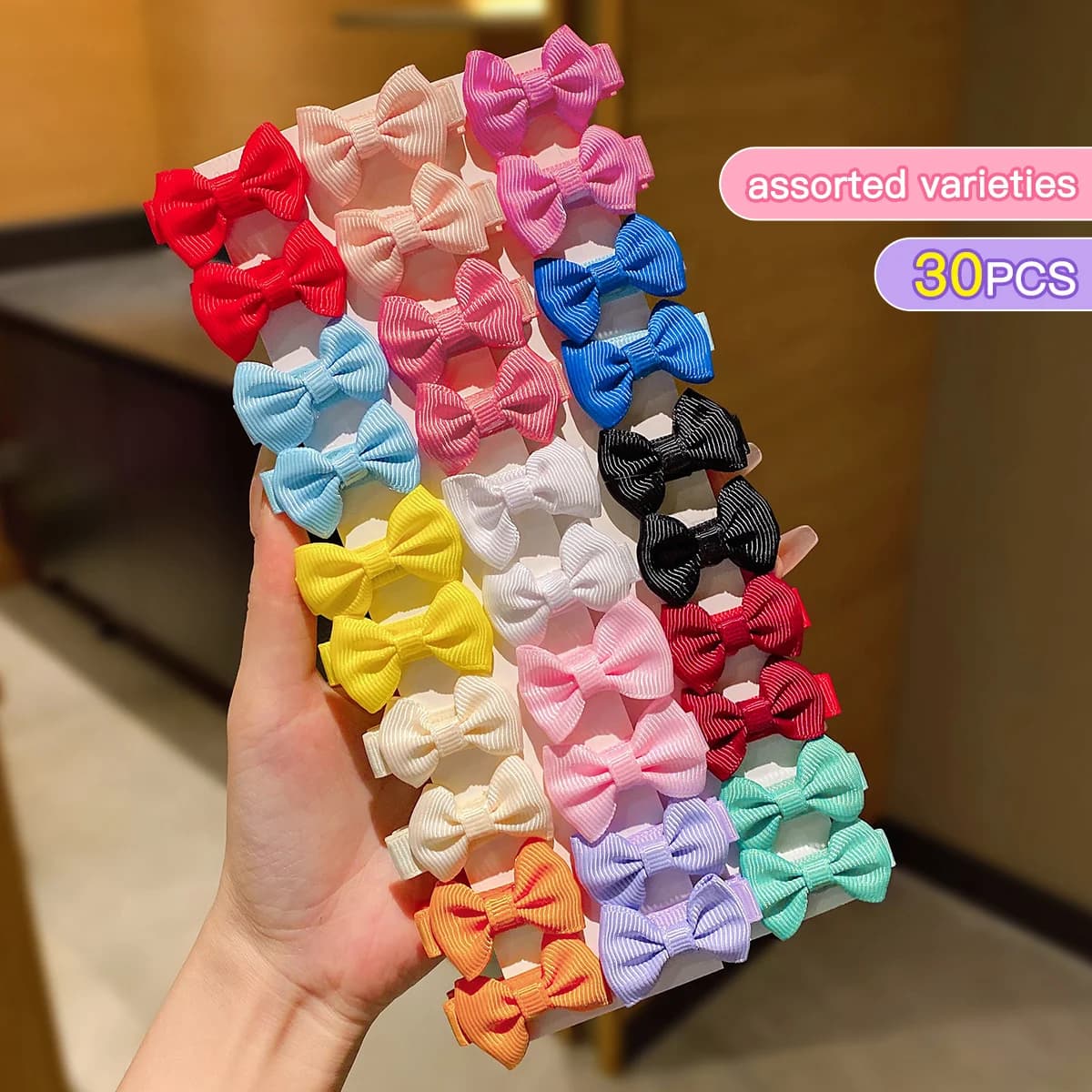 30 colored hair clips in fabric with casual bow suitable for everyday use as hair accessories