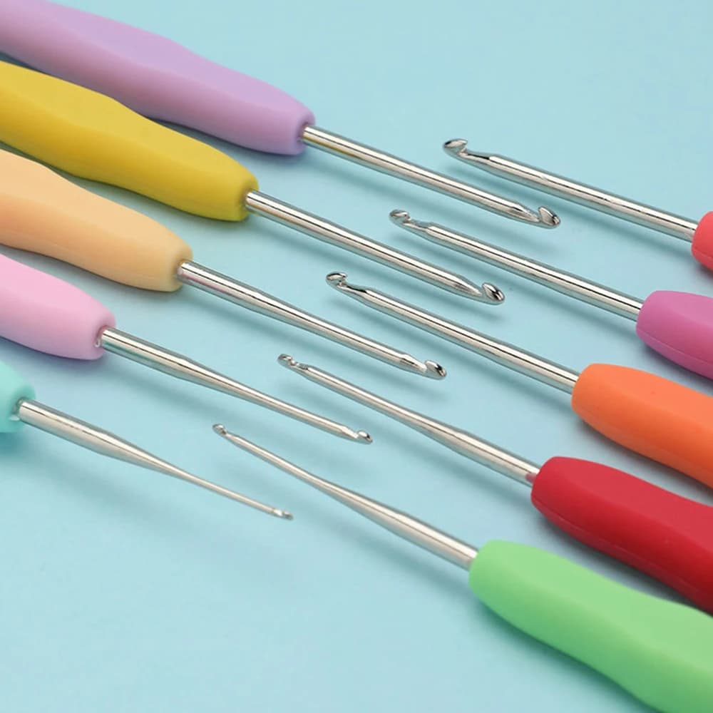 Set di 10 uncinetti colorati in pizzo da 0,5-2,75 mm, ergonomici, per maglieria fai da te, per maglioni e lavori a maglia, set di strumenti per tessitura.
