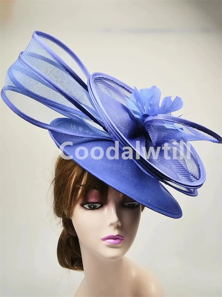 Abito formale piuma Fascinator cappelli copricapo donna matrimonio Cocktail copricapo chiesa Derby Millinery Cap con fermaglio per capelli sposa